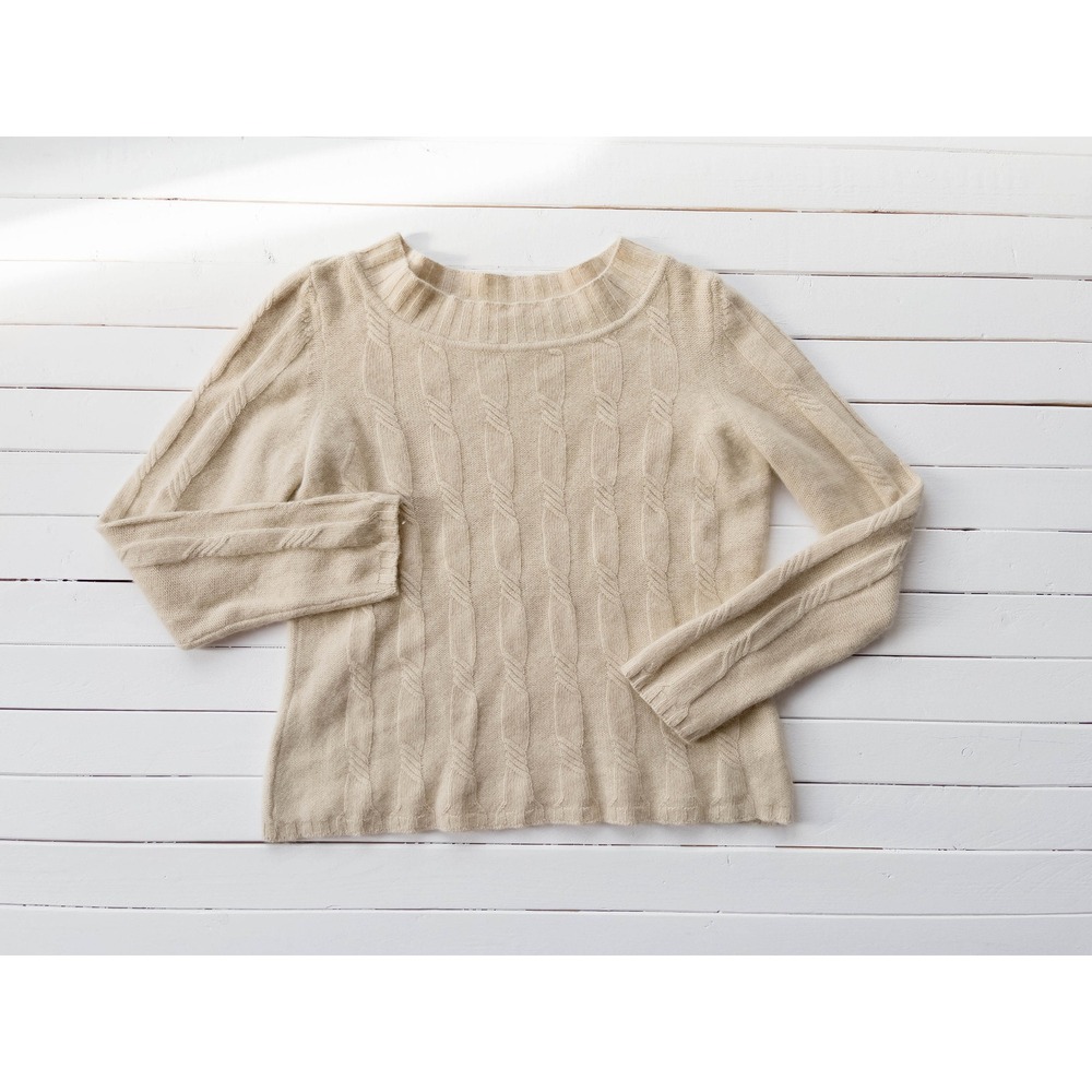 white wool sweater 90s vintage cream angora cable knit sweater‎